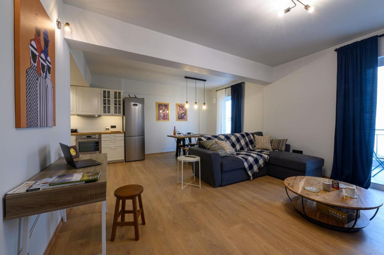 Plato 88 Apartment Kalamata Exterior foto